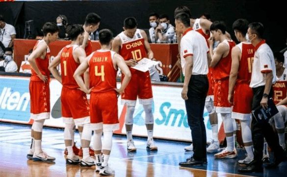 就在那时，相关人员决定从德容转向卡塞米罗。